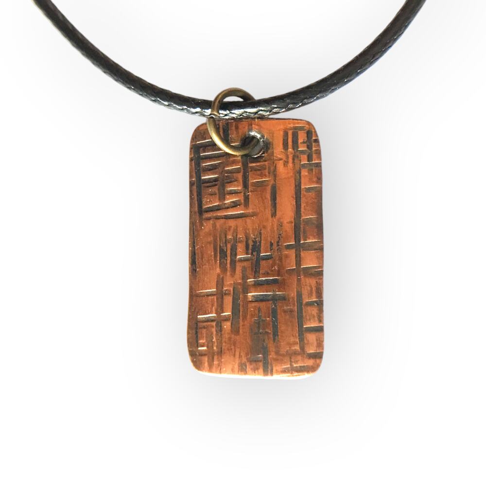 Copper tone etched design geometric pendant necklace